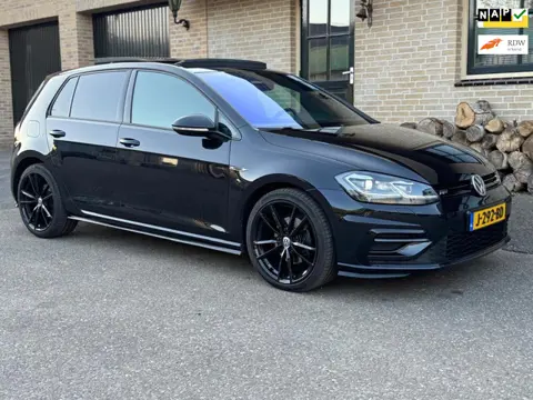 Volkswagen Golf 7.5 TDI R-Line Highline | DSG | PANO|CAMERA