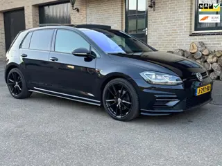 Volkswagen Golf 7.5 TDI R-Line Highline | DSG | PANO|CAMERA