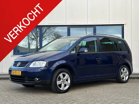 Volkswagen Touran 2.0-16V FSI Highline l 150PK l 7 Persoons l Clima l NAP l