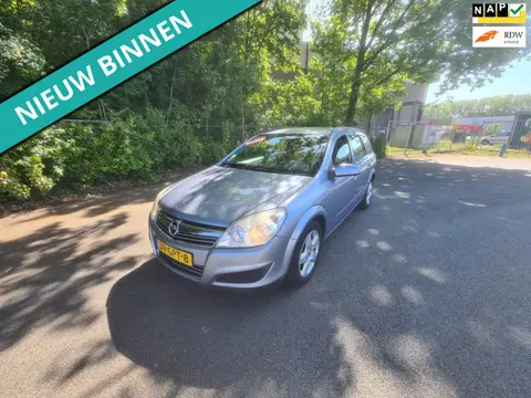 Opel Astra Wagon 1.4 Business LEUKE AUTO RIJDT EN SCHAKELT GOED