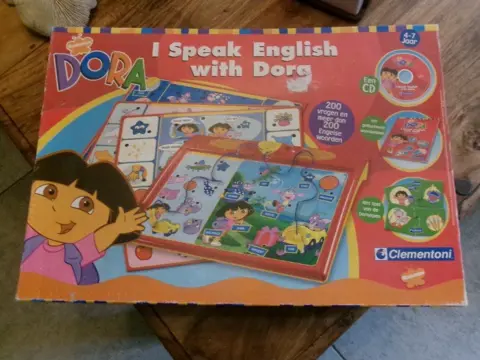 I speak english with Dora