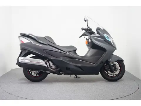 Suzuki AN 400 BURGMAN (bj 2015)