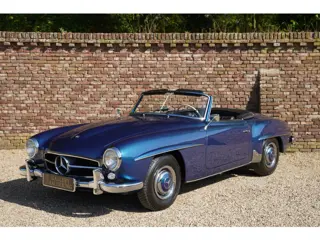 Mercedes-Benz 190 SL "Bare metal restoration" Expertly and documented "Bare metal" restoration, Work