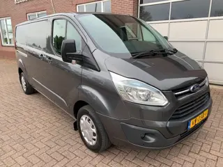 Ford Transit Custom 2.2 TDCI L2 130 pk Trend let op nieuwe motor