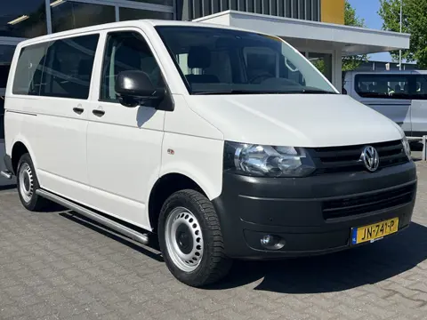 Volkswagen Transporter Kombi 2.0 TDI DSG Automaat L1H1 BTW en BPM vrij Airco Cruise control Trekhaak