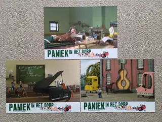 PANIEK   IN   HET   DORP     lobbycard set.