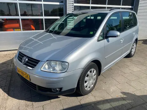 Volkswagen Touran 1.6-16V FSI Trendline 7 PERSOONS (EXPORTPRIJS)
