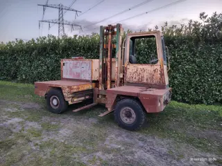 Boss zijlader 4000 kg diesel