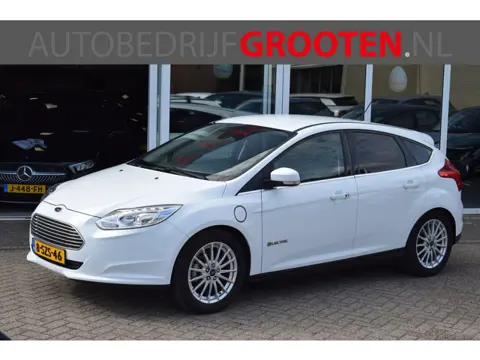 Ford Focus Titanium Electric (bj 2013, automaat)