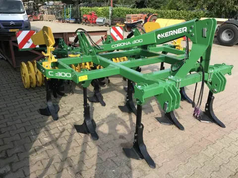 Kerner Corona C300 Gruber / cultivator