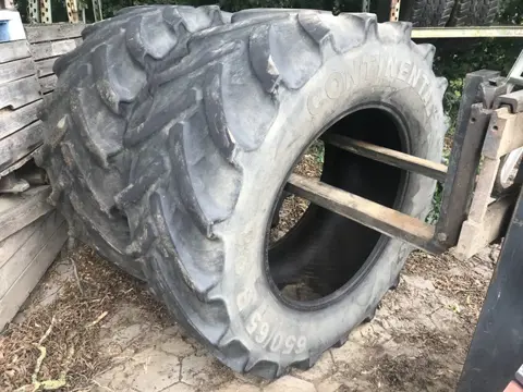 650/65R38 stel banden