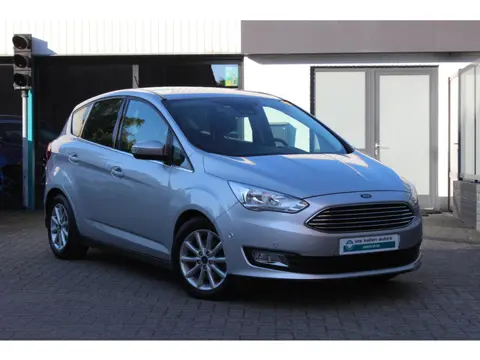 Ford C-Max 1.5i EcoBoost Titanium Navi/Carplay, Winter Pack, All Season, Climate Control.