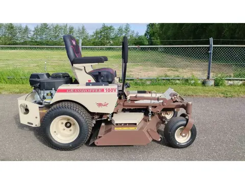Promotie Grasshopper 100V zeroturn  24 pk maaier 1.22 maaidek achteruitworp Nieuw