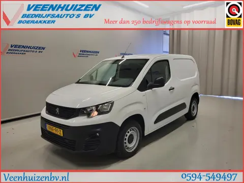 Peugeot Partner 1.2PureTech 111pk Benzine! (bj 2021)