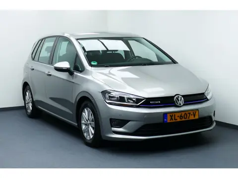 Volkswagen Golf Sportsvan 1.0 TSI Comfortline Bj 2018. Airco, Cruise, PDC V+A, StoelVerw, Haak 1000k