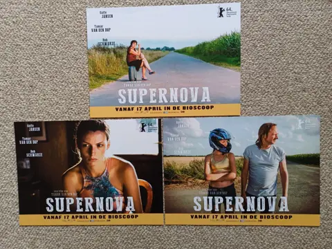 SUPERNOVA lobbycard set.