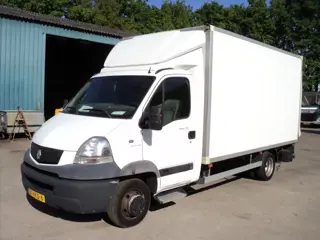 Renault Mascott 130-35 HANDGESCHAKELD (bj 2007)