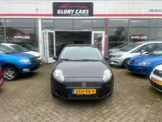 Fiat FIAT PUNTO AIRCO-ELEKT.RAMEN-WEINIG KM-NIEUWE APK