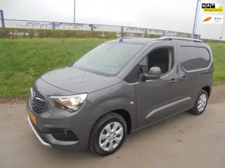 Opel Combo opel Combo 1.5 diesel Automaat Airco lmv pdc navigatie trekhaak 2x schuifdeur