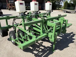 Basrijs granulaatsrooier  6 rijen