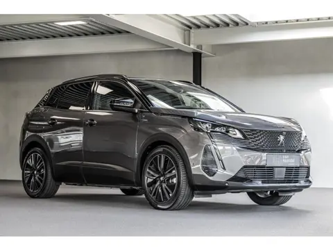 Peugeot 3008 1.6 HYbrid 225 GT / Black Pack / Schuif-/kanteldak / HiFi Audio / Stoel massage & verwa