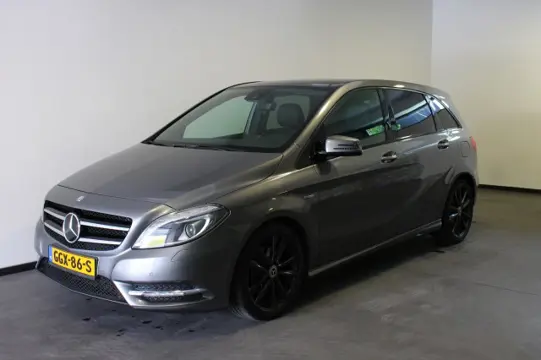 MERCEDES-BENZ B-KLASSE Ambition full option Panoramadak etc