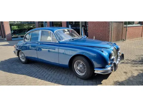 Jaguar MK11-3.8 Automatic. MK 11 in nieuwstaat (bj 1963)