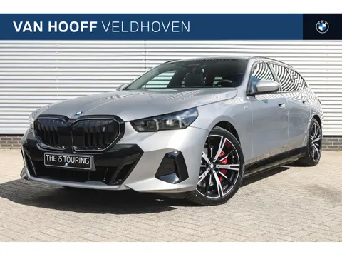 BMW i5 eDrive40 M Sport / Panoramadak / Trekhaak / Bowers & Wilkins / Adaptieve LED / Comfort Access