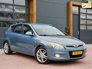 Hyundai I30 1.6 CRDi Dynamic 2e Eignr/Airco/Navi/Lmv/Nap/Boekjes