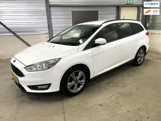 Ford Focus Wagon 1.5 Titanium Edition 2e eigenaar navi APK
