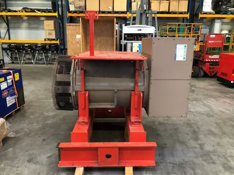 Leroy Somer - Unelec AA 50 L5-4 1100 kVA generatordeel - Unelec AA 50 L5-4 1100 kVA generatordeel as