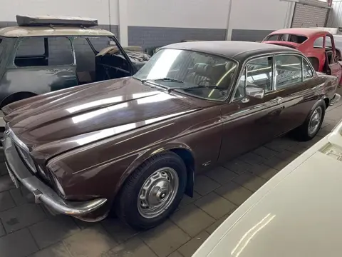 Jaguar XJ 5.3 V12 de Luxe LWB autom lpg