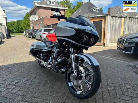 Harley Davidson Tourmotor 110 FLTRUSE Road Glide CVO 5HD NEDERLANDSE MOTOR
