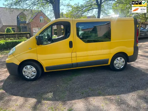 Renault Trafic 2.0 dCi T27 L1H1 Générique DC