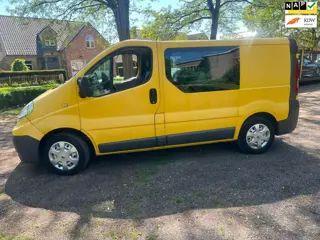 Renault Trafic 2.0 dCi T27 L1H1 Générique DC