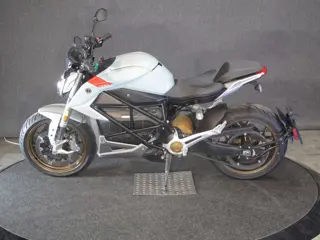 zero SR/F Premium Zeer nette Zero SR/F (bj 2020)