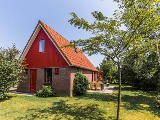Vrijstaand vakantiehuis aan de Waddenzee en natuurgebied Utopia