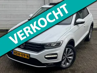 Volkswagen T-Roc 1.5 TSI Style Lane/Front Assist/Carplay/Automaat/Camera/Pano