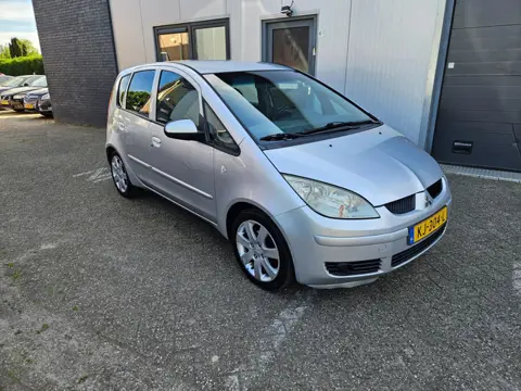 Mitsubishi Colt 1.3 Inform Intro Pack Airco / Leder/Stoelverwarming