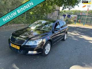 Skoda Octavia Combi 1.2 TSI Ambition Business Line NETTE AUTO RIJDT EN SCHAKELT GOED