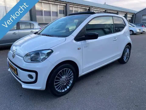Volkswagen up! 1.0 CUP verkocht (bj 2015)