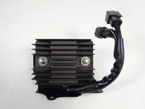 SPANNINGSREGELAAR Suzuki GSX F 650 2008 - 2009