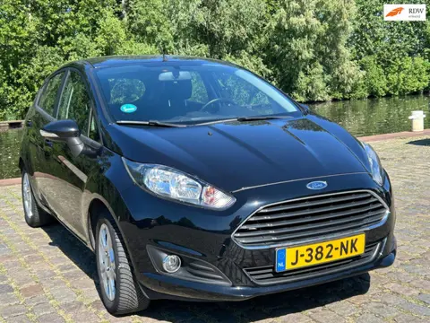 Ford Fiesta 1.25 Zeer nette auto airco elektrische ramen cv op afs