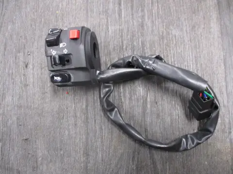 STUURSCHAKELAAR LINKS Kawasaki Z 650 2017 - 2019