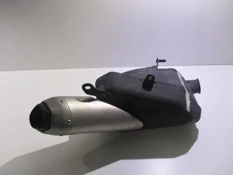 UITLAAT Triumph Street Triple 675 2013 - 2013