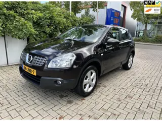 Nissan Qashqai 2.0 Acenta prachtige auto met maar 143000 dkm op teller