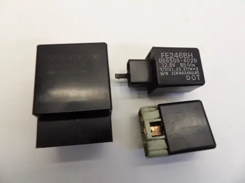 RELAIS Yamaha TDM 1996 - 2000