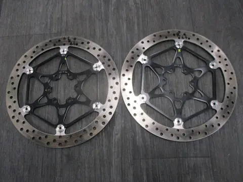 REMSCHIJVEN SET Aprilia ETV 1200 Caponord 2014 - 2017