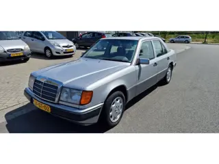 Mercedes-Benz 200-500 (W124) 230 E.... mee neem prijs ..... OP RUIMING...