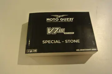 INSTRUCTIEBOEKJE Moto Guzzi V7 3 2017 - 2020